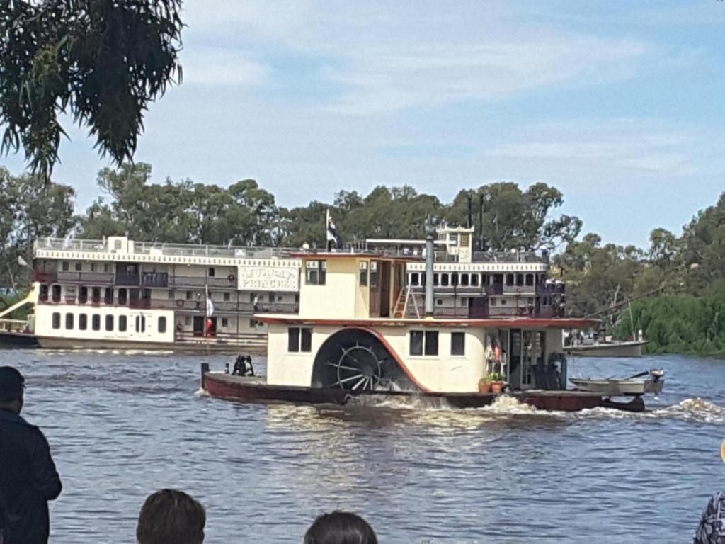 A La Folly Too The Old Workshop Bed & Breakfast Murray Bridge Luaran gambar