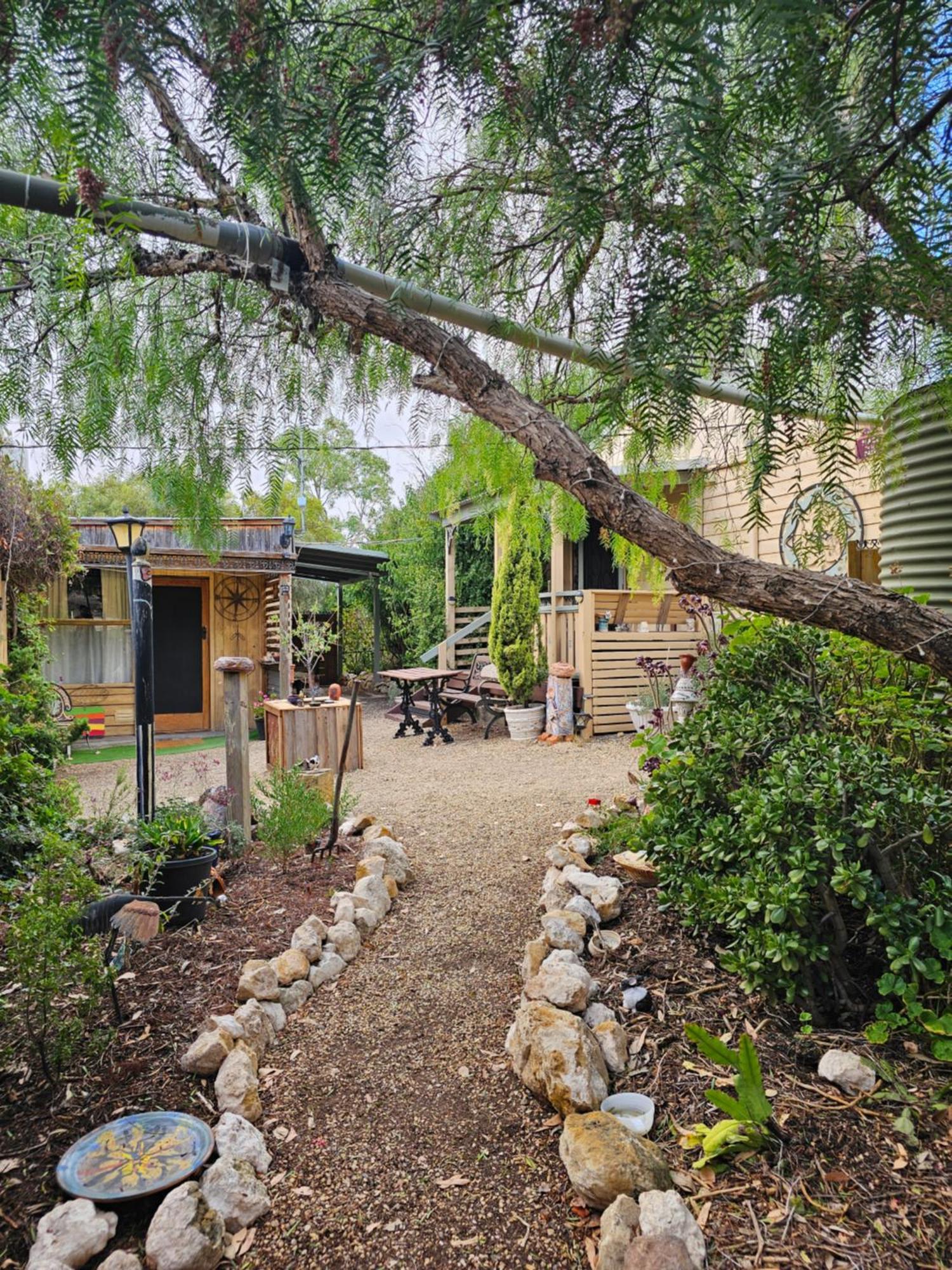 A La Folly Too The Old Workshop Bed & Breakfast Murray Bridge Luaran gambar